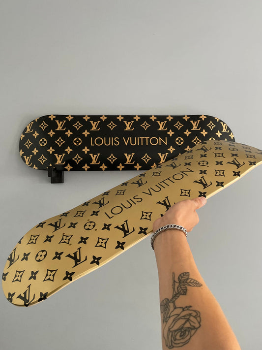 LV KAYKAY